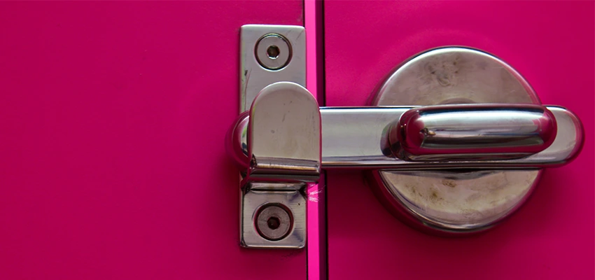 Childproof Gate Lock in North Bergen, New Jersey